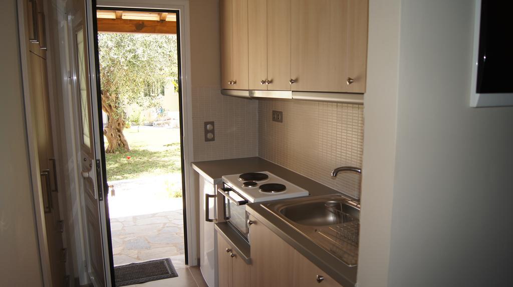 Villa Rododafni Roda  Chambre photo
