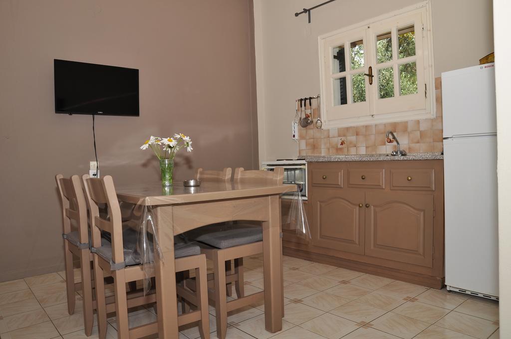 Villa Rododafni Roda  Extérieur photo